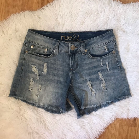 Rue21 Pants - ☆ light wash shorts ☆
